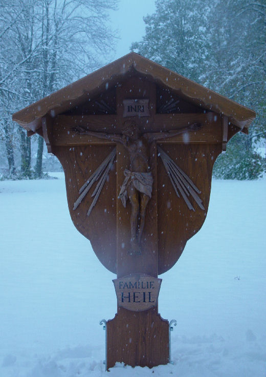 bavarian grave cross from oakwood